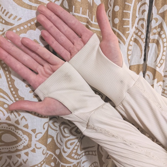 Lululemon Athletica Cream Light Hooded Jacket - Picture 4 of 4